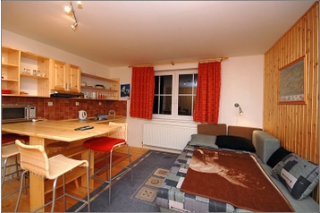 Частен дом Huty 6